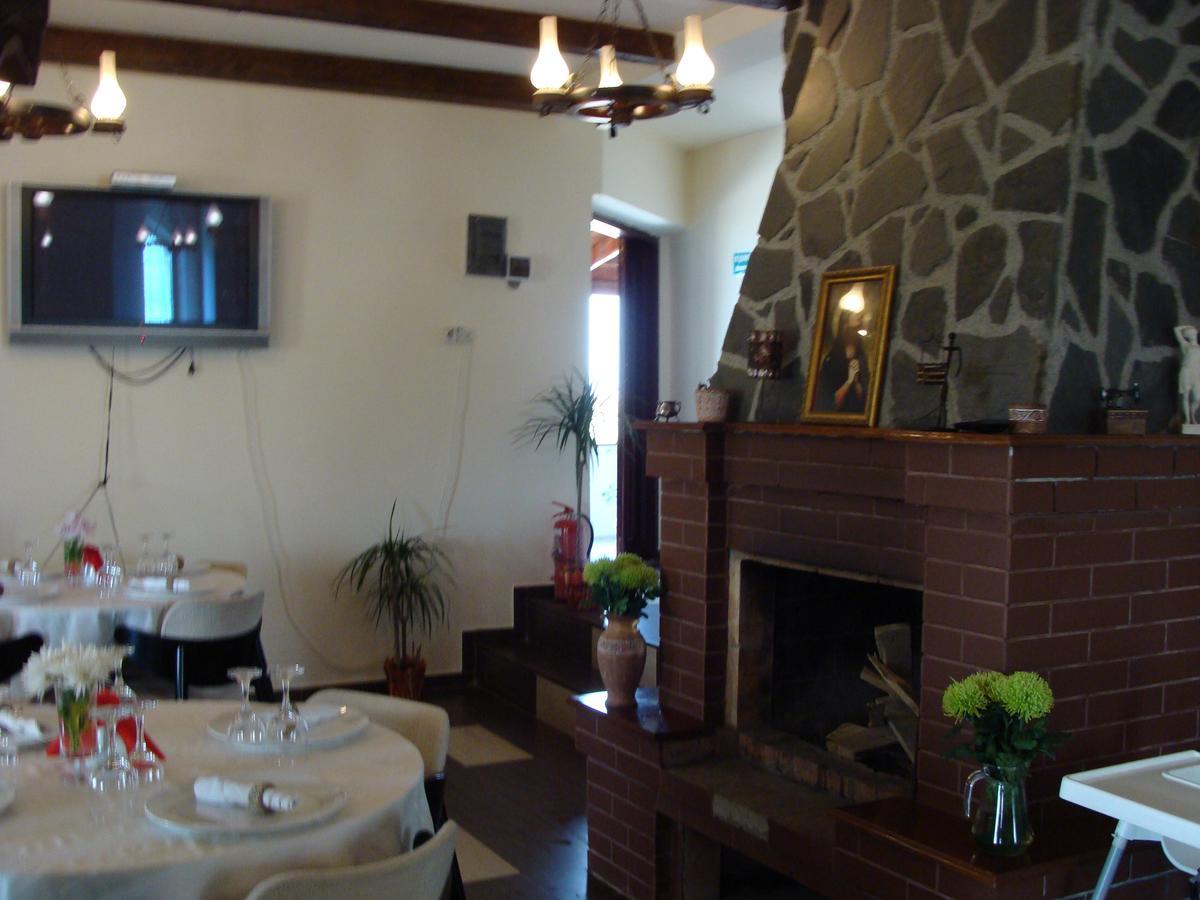 Pensiunea Taverna Bucium Iasi Exteriér fotografie