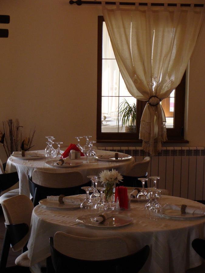 Pensiunea Taverna Bucium Iasi Exteriér fotografie