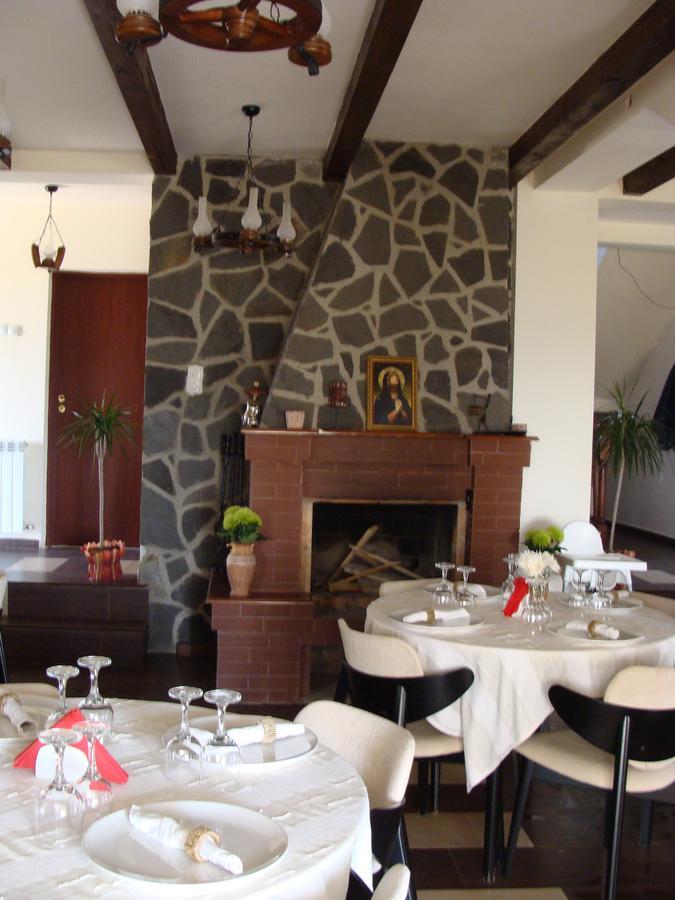 Pensiunea Taverna Bucium Iasi Exteriér fotografie